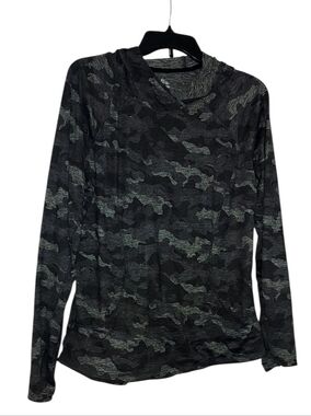 Rbx Women’s Black Camo Long Sleeve Hooded Top